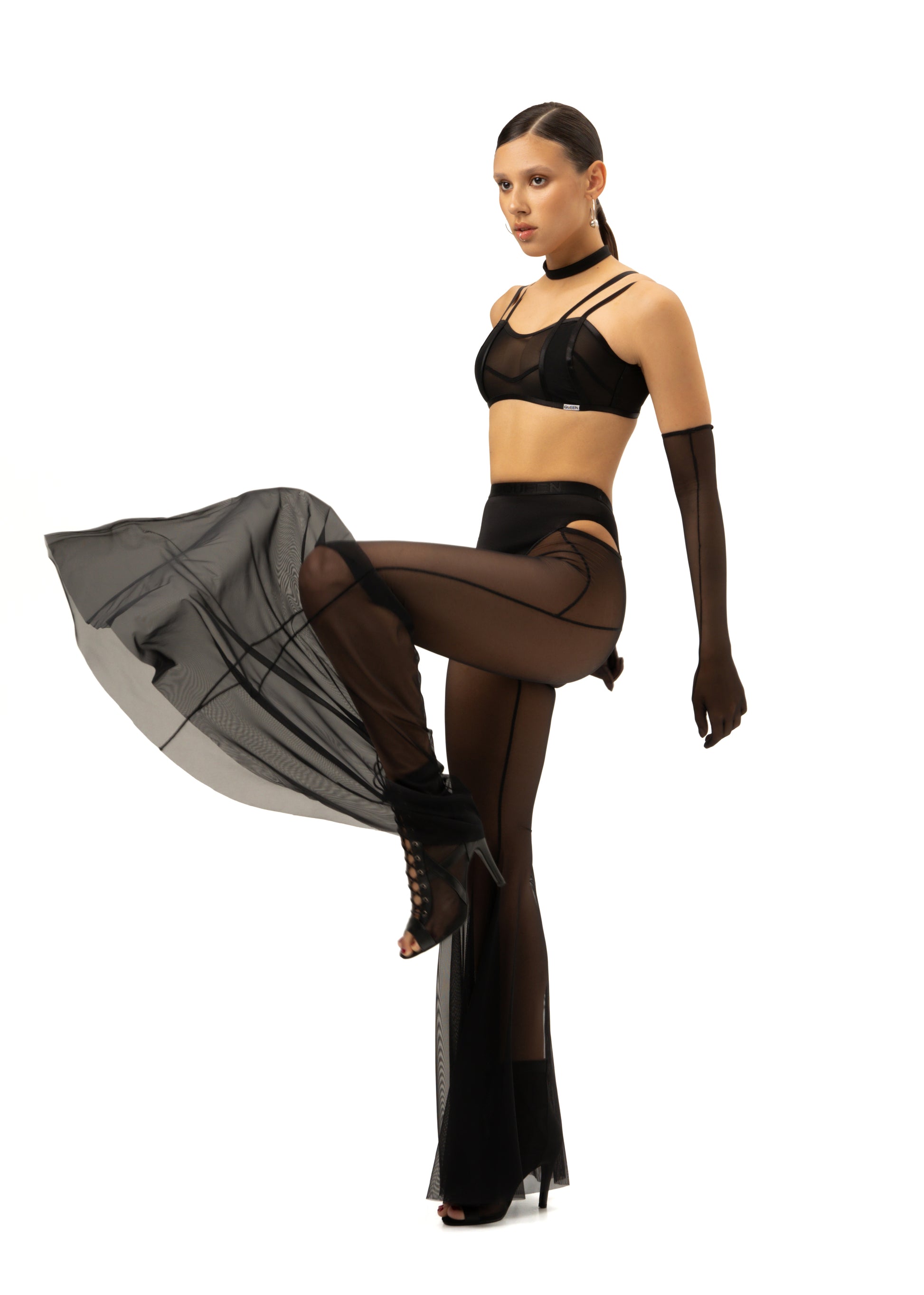 Serpent`s Kiss Gloves in Black